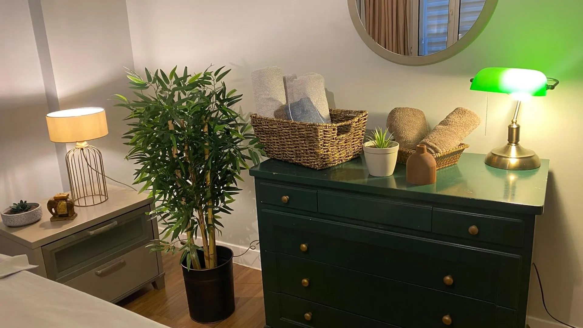 Apartment Stay Comfort Home, 110 M2 Home At City Center, Metro In 10 Seconds, 1 Living Room And 1 Bedroom Istanbul Turkey